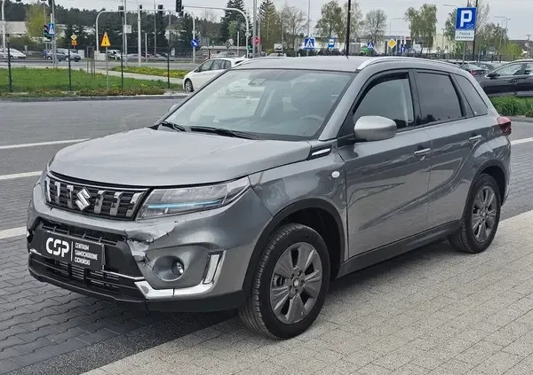 Suzuki Vitara cena 29900 przebieg: 4243, rok produkcji 2022 z Nasielsk małe 781